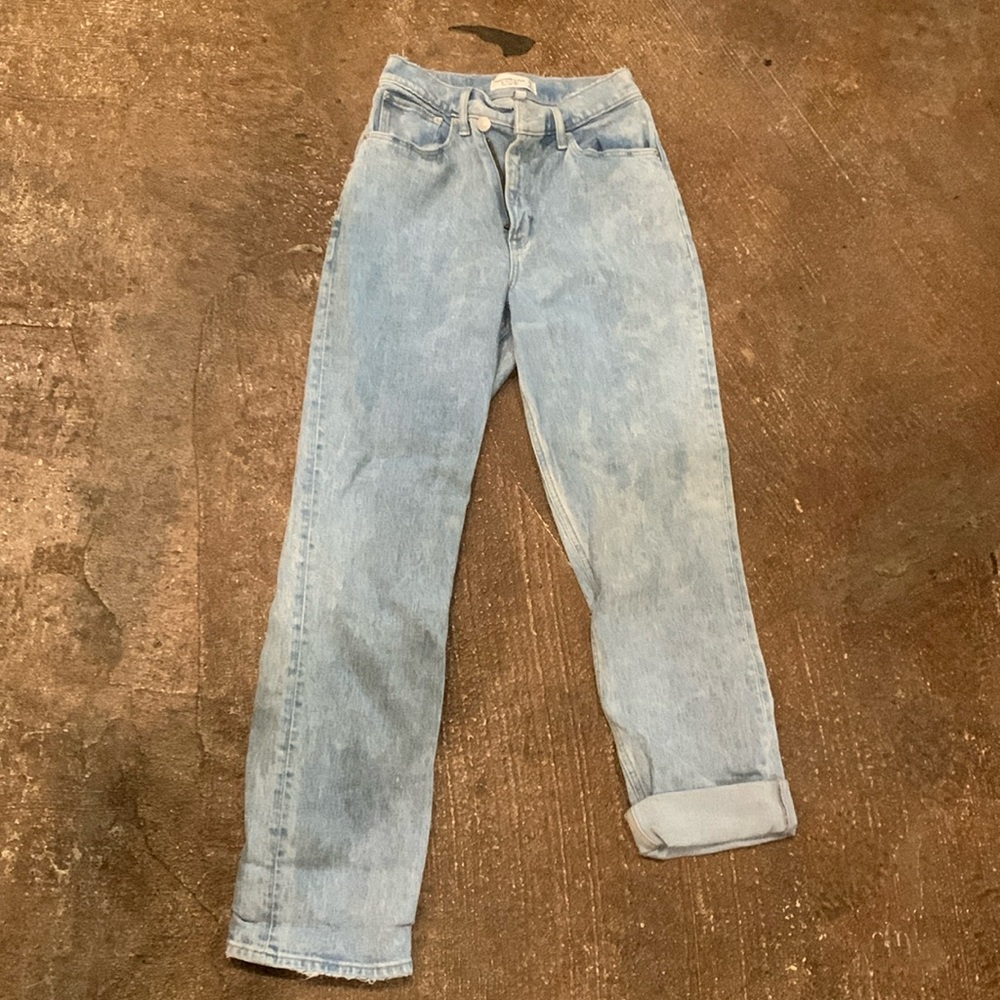 Abercrombie 90’s straight ultra high rise jeans